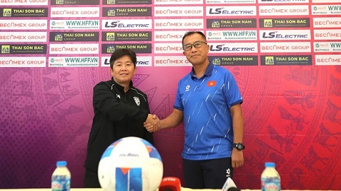  HLV U19 nữ Việt Nam và U19 nữ Thái Lan thận trọng về đối thủ, tự tin về đội nhà 